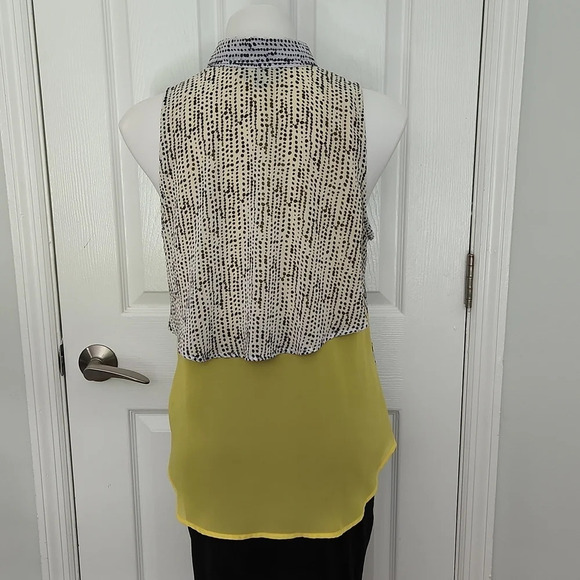BCX Black, White, & Yellow Sheer Top - Picture 7 of 13